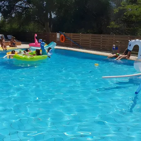 Family 2br Kitchenette Pool 7 Guest house 3*