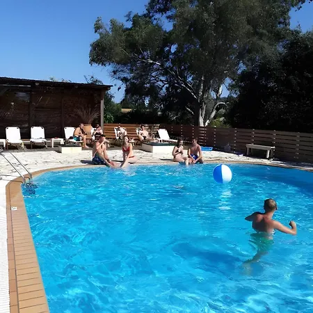 Family 2br Kitchenette Pool 7