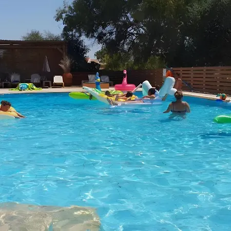 Family 2br Kitchenette Pool 7 3* Gouvia