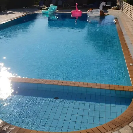 Family 2br Kitchenette Pool 7 Gouvia