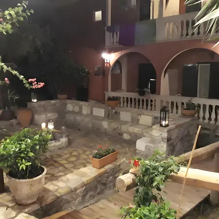 Family 2br Kitchenette Pool 7 Guest house Gouvia